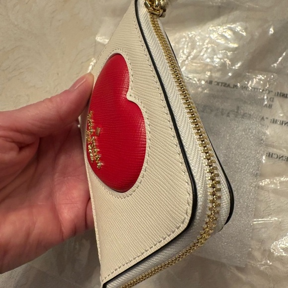 Kate Spade Madison Puffy Heart Small Card Holder Wristlet - Picture 4 of 8